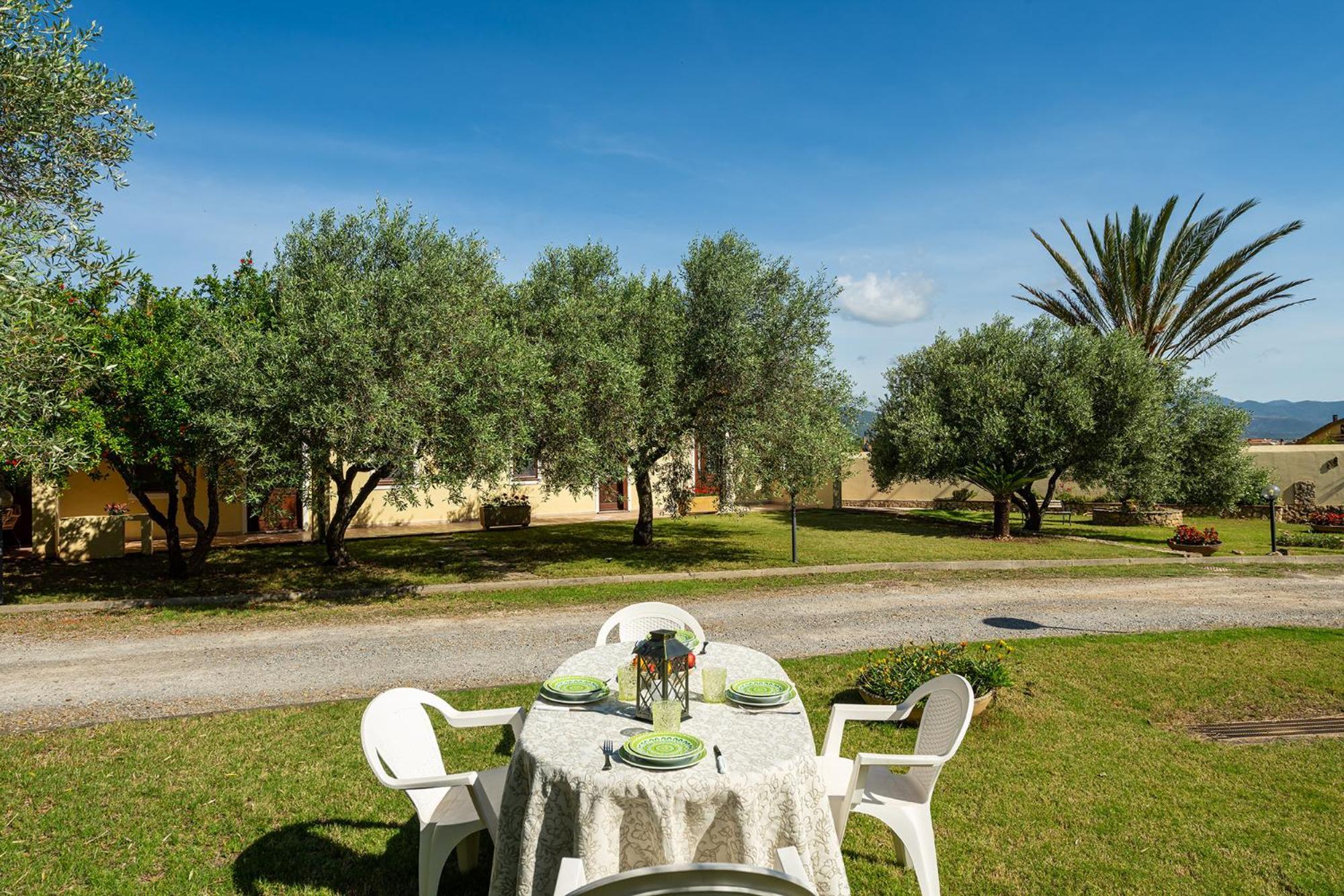 Residenza Parco Degli Ulivi Villa Villamassargia ภายนอก รูปภาพ