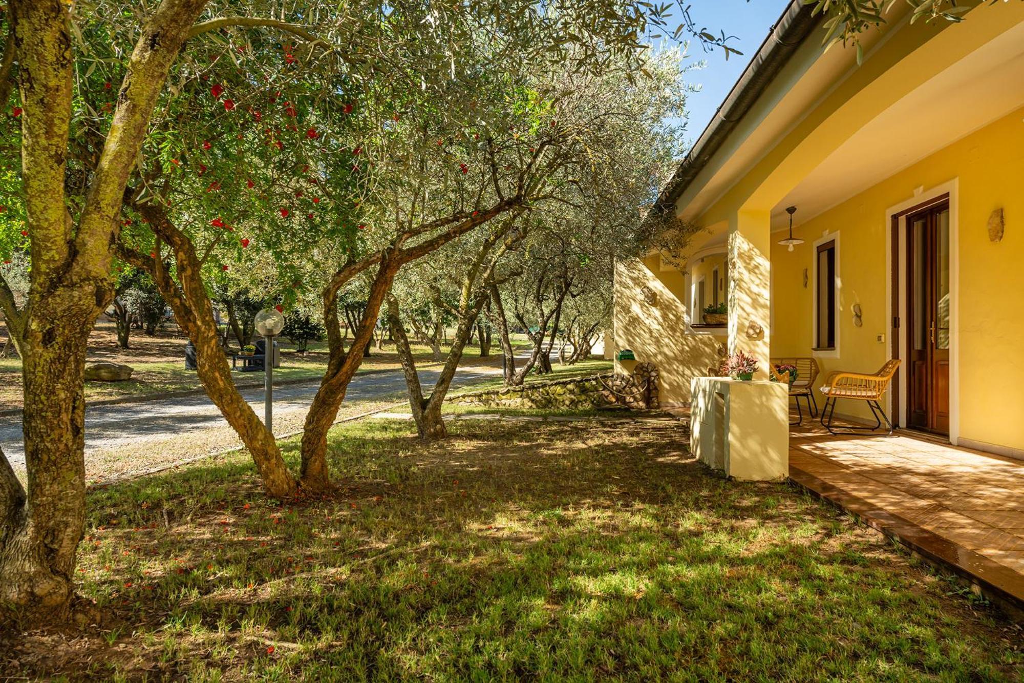 Residenza Parco Degli Ulivi Villa Villamassargia ภายนอก รูปภาพ